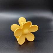 Fleur - grote bloemvormige haarklem geel