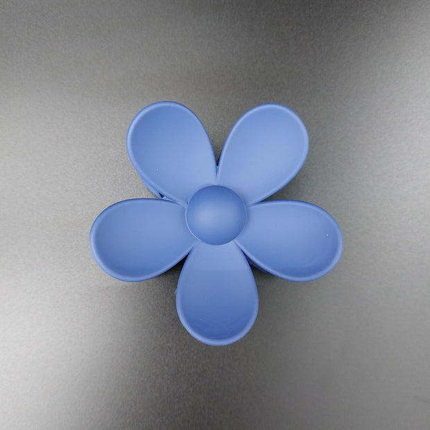 Fleur - grote bloemvormige haarklem blauw