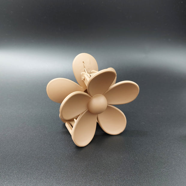 Fleur - grote bloemvormige haarklem taupe